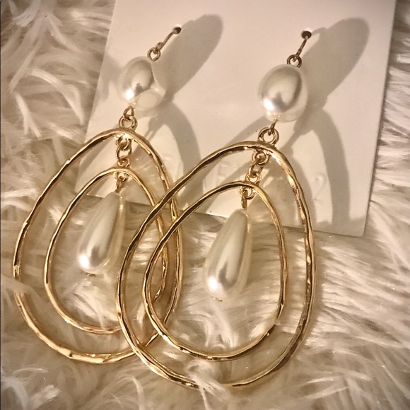 Pearl Gold Tone Double Hoop Oval Drop Earrings NWT - Picture 7 of 11